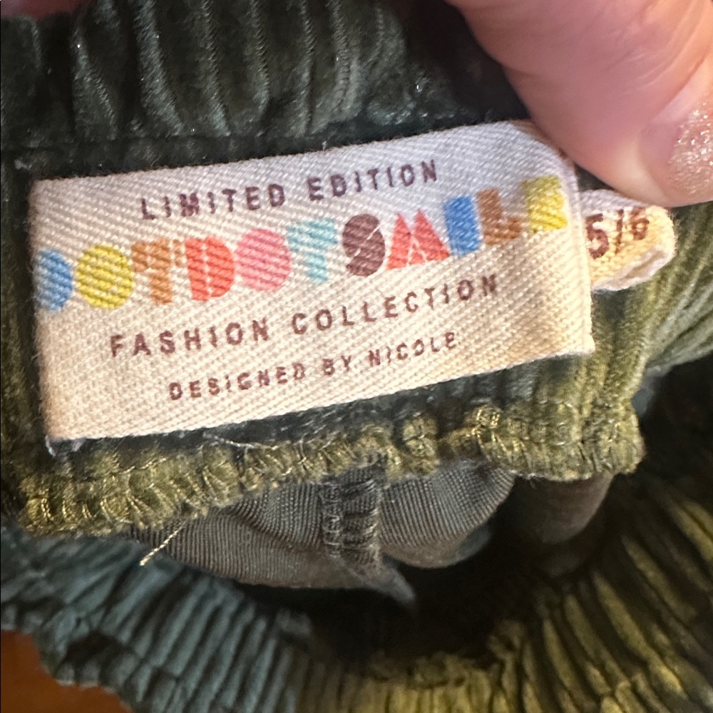 Dot Dot Smile Olive Green Pleated Velvety Pants - Picture 6 of 6